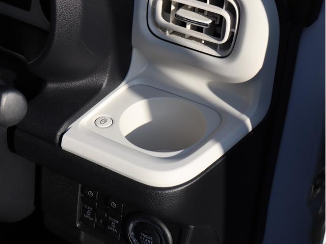 ムーヴキャンバス ストライプスＧ　衝突被害軽減システム　バックカメラ　両側パワースライドドア　運転席・助手席シートヒーター　ＬＥＤヘッドライト　フロントフォグランプ　スマートキー　オートマチックハイビーム　ベンチシート　フロアマット（14枚目）