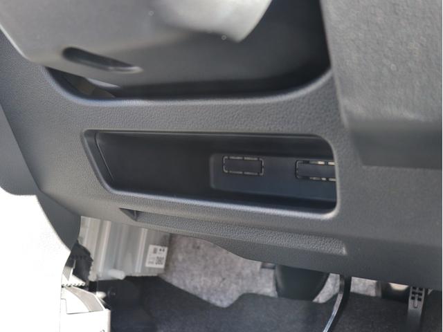 ムーヴキャンバス ストライプスＧ　衝突被害軽減システム　バックカメラ　両側パワースライドドア　運転席・助手席シートヒーター　ＬＥＤヘッドライト　フロントフォグランプ　スマートキー　オートマチックハイビーム　ベンチシート　フロアマット（19枚目）