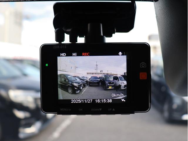 ムーヴキャンバス Ｇメイクアップ　ＳＡＩＩＩ　衝突被害軽減システム　バックカメラ　両側パワースライドドア　ナビ　前後記録用ドライブレコーダー　ＥＴＣ　オートマチックハイビーム　フロントフォグランプ　フルセグ　Ｂｌｕｅｔｏｏｔｈ　ＵＳＢ入力端子（28枚目）