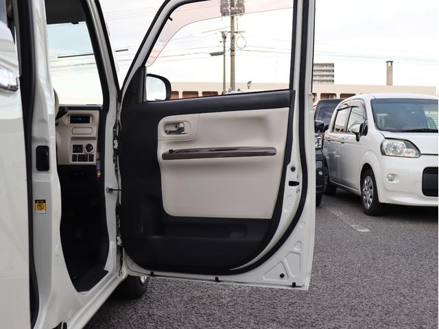 ムーヴキャンバス Ｇメイクアップ　ＳＡＩＩＩ　衝突被害軽減システム　バックカメラ　両側パワースライドドア　ナビ　前後記録用ドライブレコーダー　ＥＴＣ　オートマチックハイビーム　フロントフォグランプ　フルセグ　Ｂｌｕｅｔｏｏｔｈ　ＵＳＢ入力端子（40枚目）