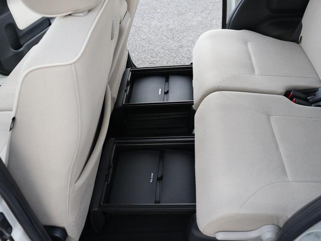 ムーヴキャンバス Ｇメイクアップ　ＳＡＩＩＩ　衝突被害軽減システム　バックカメラ　両側パワースライドドア　ナビ　前後記録用ドライブレコーダー　ＥＴＣ　オートマチックハイビーム　フロントフォグランプ　フルセグ　Ｂｌｕｅｔｏｏｔｈ　ＵＳＢ入力端子（60枚目）