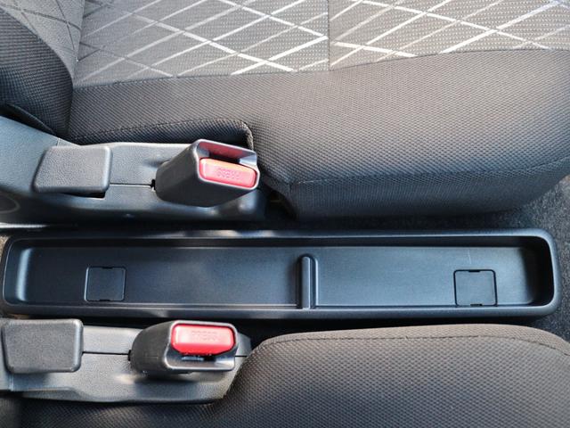 アトレー ＲＳ　４ＷＤ　クルーズコントロール　衝突被害軽減システム　バックカメラ　両側パワースライドドア　ＬＥＤヘッドライト　フロントフォグランプ　スマートキー　オートマチックハイビーム　電動格納ミラー　ＵＳＢ（26枚目）