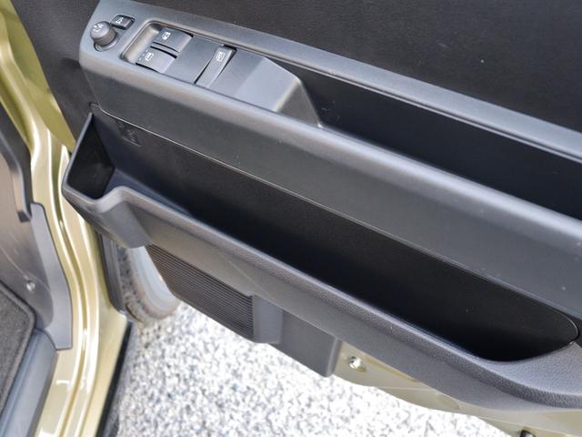 アトレー ＲＳ　４ＷＤ　クルーズコントロール　衝突被害軽減システム　バックカメラ　両側パワースライドドア　ＬＥＤヘッドライト　フロントフォグランプ　スマートキー　オートマチックハイビーム　電動格納ミラー　ＵＳＢ（42枚目）