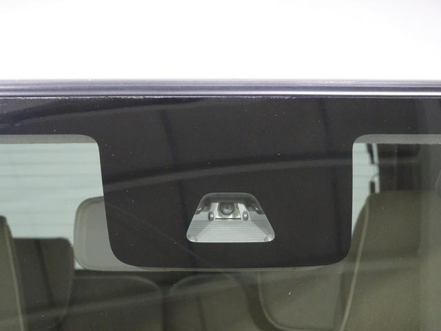 ムーヴキャンバス メイクアップＳＡ２　４ＷＤ　フルセグ　メモリーナビ　ＤＶＤ再生　バックカメラ　アイドリングストップ　衝突被害軽減システム　ＥＴＣ　ドラレコ　スマートキー　両側電動スライドドア　ＬＥＤヘッドランプ　ベンチシート（8枚目）