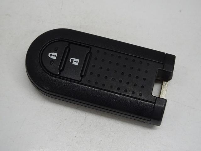 パッソ モーダ Gパッケージ ワンセグ メモリーナビ ミュージックプレイヤー接続可 バックカメラ 衝突被害軽減システム ETC LEDヘッドランプ 記録簿 アイドリングストップ(39枚目)