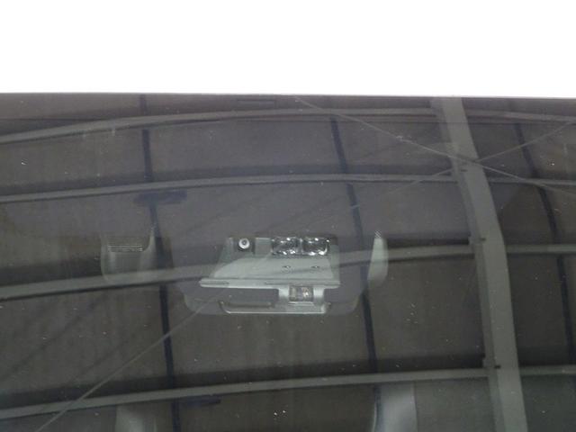 トヨタセーフティセンスを装備！レーダーと単眼カメラの２種類のセンサーで危険を感知！予防安全性を高めています。