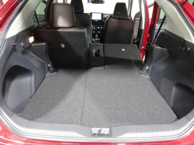 ��ȃV�[�g�͍��E�����|���Ȃ̂ŁA�����̂��镨�ȂǐF�X�ȉו����ς߂܂��B