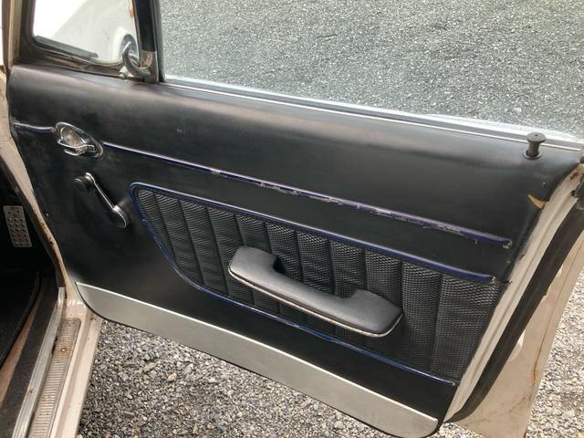 スカイライン ２０００ＧＴ（12枚目）