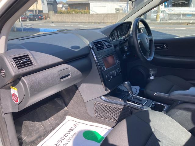 Ａ１８０　ＥＴＣ　ナビ　オートクルーズコントロール　アルミホイール　オートライト　キーレスエントリー　電動格納ミラー　ＣＶＴ　盗難防止システム　ＡＢＳ　ＣＤ　ＤＶＤ再生　エアコン　パワーステアリング(27枚目)