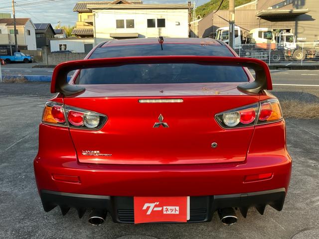 ランサー ＧＳＲエボリューションＸ　４ＷＤ　レカロシート　Ｂｌｕｅｔｏｏｔｈ接続　アルミホイール　パドルシフト　スマートキー　ＥＴＣ　ＨＩＤヘッドライト　横滑り防止装置　ＡＢＳ　エアバッグ（6枚目）