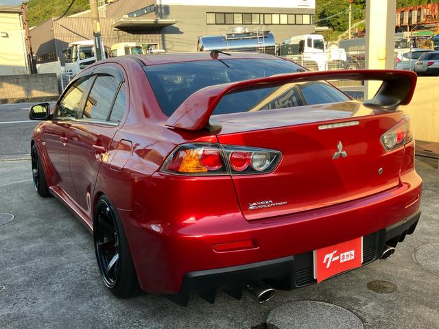 ランサー ＧＳＲエボリューションＸ　４ＷＤ　レカロシート　Ｂｌｕｅｔｏｏｔｈ接続　アルミホイール　パドルシフト　スマートキー　ＥＴＣ　ＨＩＤヘッドライト　横滑り防止装置　ＡＢＳ　エアバッグ（7枚目）