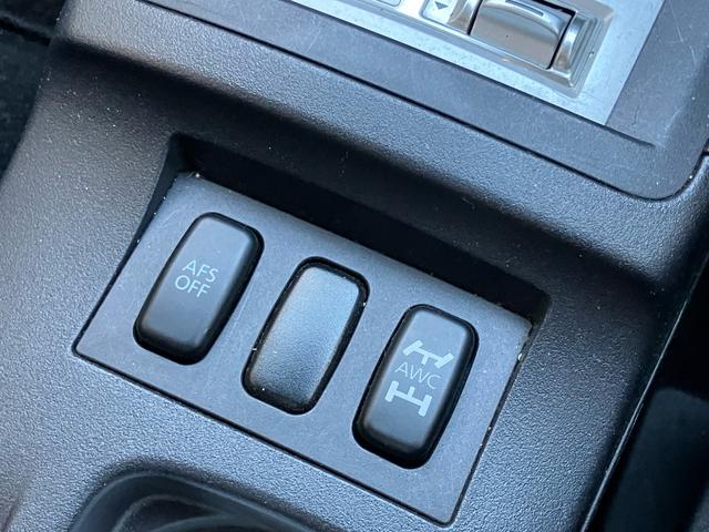 ランサー ＧＳＲエボリューションＸ　４ＷＤ　レカロシート　Ｂｌｕｅｔｏｏｔｈ接続　アルミホイール　パドルシフト　スマートキー　ＥＴＣ　ＨＩＤヘッドライト　横滑り防止装置　ＡＢＳ　エアバッグ（23枚目）