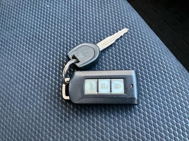 ランサー ＧＳＲエボリューションＸ　４ＷＤ　レカロシート　Ｂｌｕｅｔｏｏｔｈ接続　アルミホイール　パドルシフト　スマートキー　ＥＴＣ　ＨＩＤヘッドライト　横滑り防止装置　ＡＢＳ　エアバッグ（25枚目）