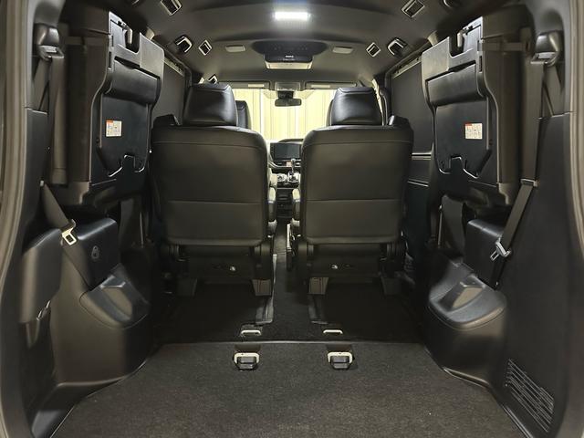 エスクァイア Gi ブラックテーラード /純正10インチナビ/フルセグTV/BLUETOOTH/HDMI/バックモニター/アルパイン10.1インチフリップダウンモニター/シートヒーター/ETC/両側パワースライドドア/クルーズコントロール/(10枚目)