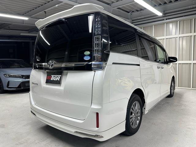 エスクァイア Gi ブラックテーラード /純正10インチナビ/フルセグTV/BLUETOOTH/HDMI/バックモニター/アルパイン10.1インチフリップダウンモニター/シートヒーター/ETC/両側パワースライドドア/クルーズコントロール/(12枚目)