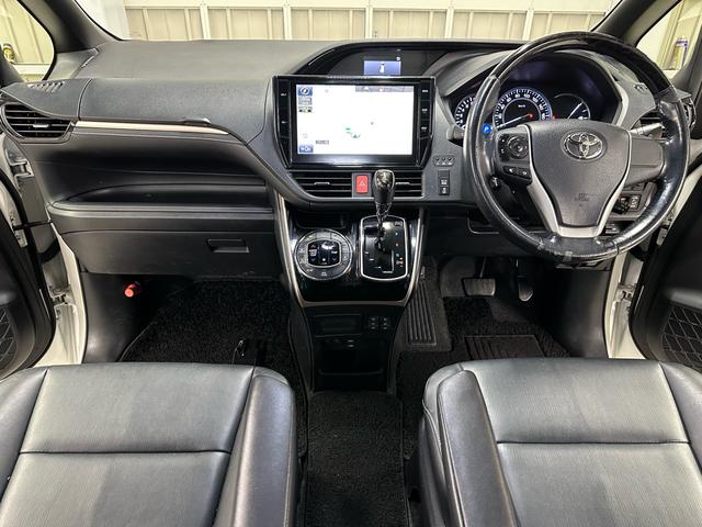 エスクァイア Gi ブラックテーラード /純正10インチナビ/フルセグTV/BLUETOOTH/HDMI/バックモニター/アルパイン10.1インチフリップダウンモニター/シートヒーター/ETC/両側パワースライドドア/クルーズコントロール/(18枚目)