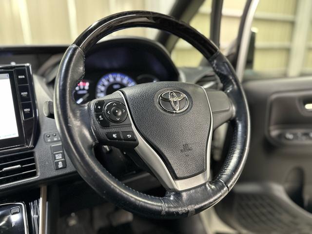 エスクァイア Gi ブラックテーラード /純正10インチナビ/フルセグTV/BLUETOOTH/HDMI/バックモニター/アルパイン10.1インチフリップダウンモニター/シートヒーター/ETC/両側パワースライドドア/クルーズコントロール/(20枚目)