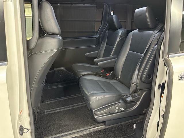 エスクァイア Gi ブラックテーラード /純正10インチナビ/フルセグTV/BLUETOOTH/HDMI/バックモニター/アルパイン10.1インチフリップダウンモニター/シートヒーター/ETC/両側パワースライドドア/クルーズコントロール/(41枚目)