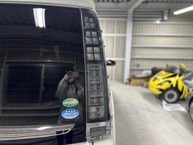 エスクァイア Gi ブラックテーラード /純正10インチナビ/フルセグTV/BLUETOOTH/HDMI/バックモニター/アルパイン10.1インチフリップダウンモニター/シートヒーター/ETC/両側パワースライドドア/クルーズコントロール/(55枚目)