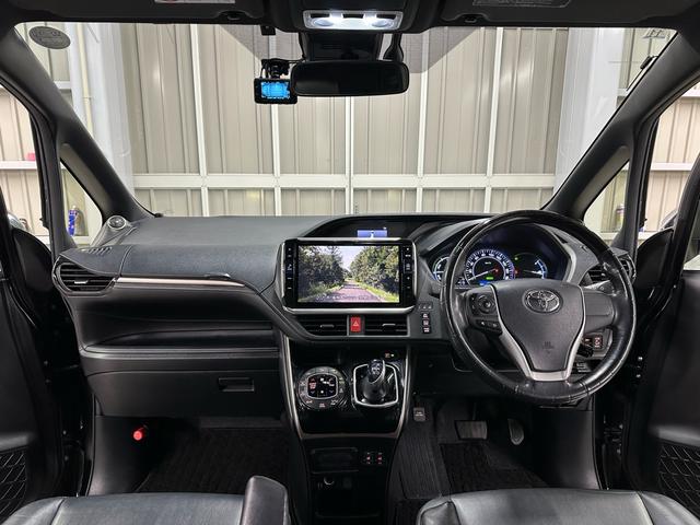 エスクァイア ハイブリッドＧｉ　ブラックテーラード　／ハイブリッド／１１インチアルパインビックＸ／ＢＬＵＥＴＯＯＴＨ／フルセグＴＶ／ＨＤＭＩ／バックモニター／アルパインフリップダウンモニター／シートヒーター／クルーズコントロール／シートヒーター／ＥＴＣ（17枚目）