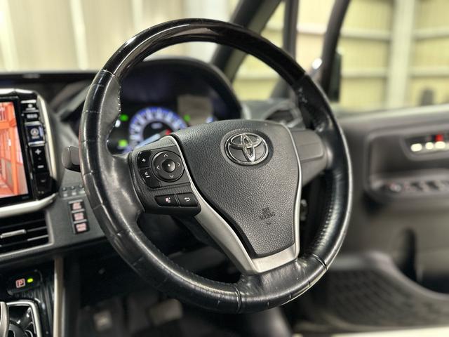 エスクァイア ハイブリッドＧｉ　ブラックテーラード　／ハイブリッド／１１インチアルパインビックＸ／ＢＬＵＥＴＯＯＴＨ／フルセグＴＶ／ＨＤＭＩ／バックモニター／アルパインフリップダウンモニター／シートヒーター／クルーズコントロール／シートヒーター／ＥＴＣ（20枚目）