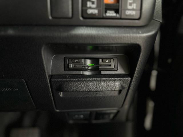 エスクァイア ハイブリッドＧｉ　ブラックテーラード　／ハイブリッド／１１インチアルパインビックＸ／ＢＬＵＥＴＯＯＴＨ／フルセグＴＶ／ＨＤＭＩ／バックモニター／アルパインフリップダウンモニター／シートヒーター／クルーズコントロール／シートヒーター／ＥＴＣ（35枚目）