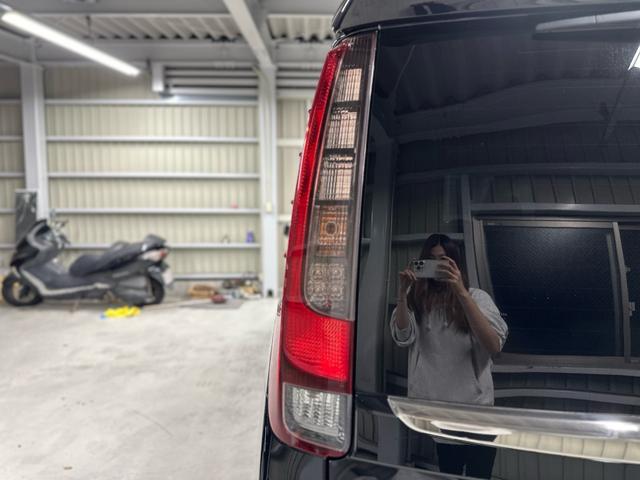 エスクァイア ハイブリッドＧｉ　ブラックテーラード　／ハイブリッド／１１インチアルパインビックＸ／ＢＬＵＥＴＯＯＴＨ／フルセグＴＶ／ＨＤＭＩ／バックモニター／アルパインフリップダウンモニター／シートヒーター／クルーズコントロール／シートヒーター／ＥＴＣ（56枚目）