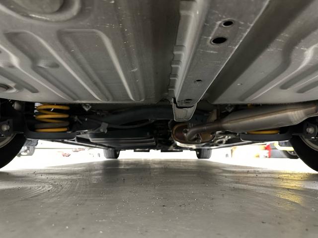 エスクァイア ハイブリッドＧｉ　ブラックテーラード　／ハイブリッド／１１インチアルパインビックＸ／ＢＬＵＥＴＯＯＴＨ／フルセグＴＶ／ＨＤＭＩ／バックモニター／アルパインフリップダウンモニター／シートヒーター／クルーズコントロール／シートヒーター／ＥＴＣ（61枚目）