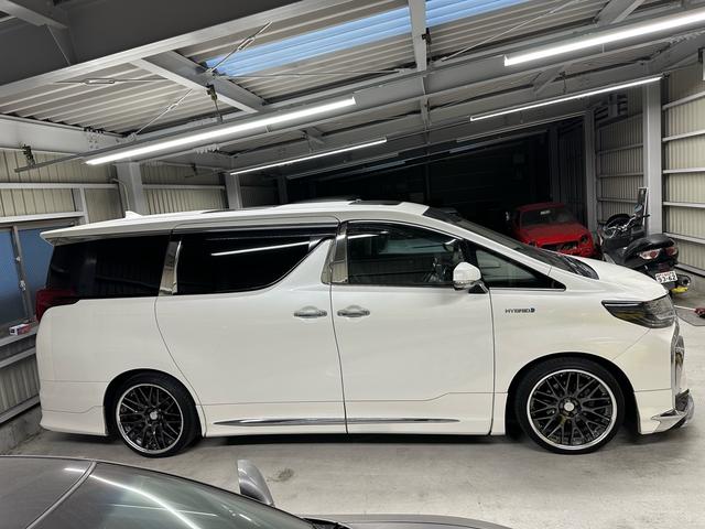 アルファードハイブリッド SR Cパッケージ /アルパインビックX/アルパインフリップダウンモニター/HDMI/アルパインドラレコ/コートテクト/寒冷地仕様/モデリスタフルエアロ/ツインムーンルーフ/デジタルインナーミラー/車高調/社外20インチ(7枚目)