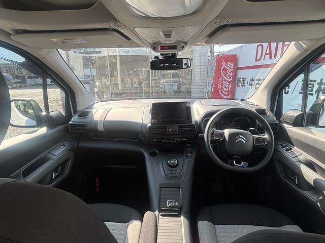 ベルランゴ マックス ブルーHDi ワンオーナー 禁煙車 走行7,000km クリーンディーゼル マルチパノラミックルーフ ドラレコ 両側スライドドア ナビ ETC(5枚目)