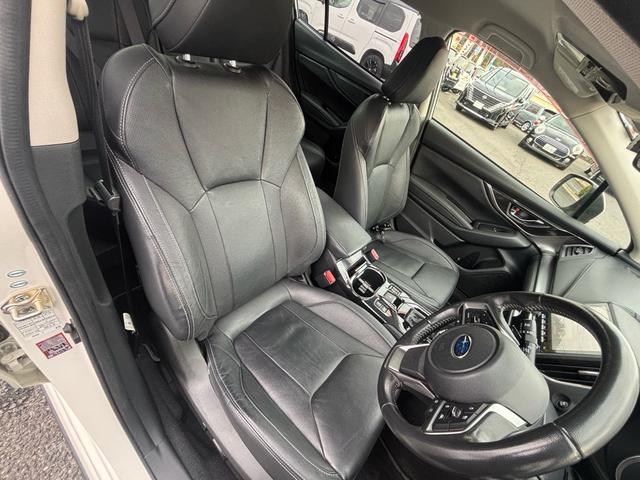 インプレッサG4 2.0i-Sアイサイト ブラックレザーセレクション 4WD 前後ドライブレコーダー レザーパワーシート シートヒーター STIエアロ パナソニックCN-LR820D レーダークルーズコントロール パドルシフト(8枚目)