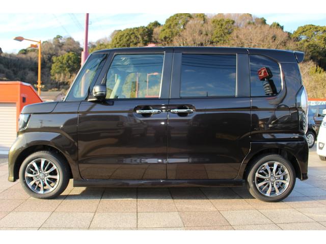 L プレミアムグラマラスブロンズ ホンダセンシング LEDライト 両側パワースライドドア シートバックテーブル 前席左右シートヒーター 届け出済み未使用車(6枚目)