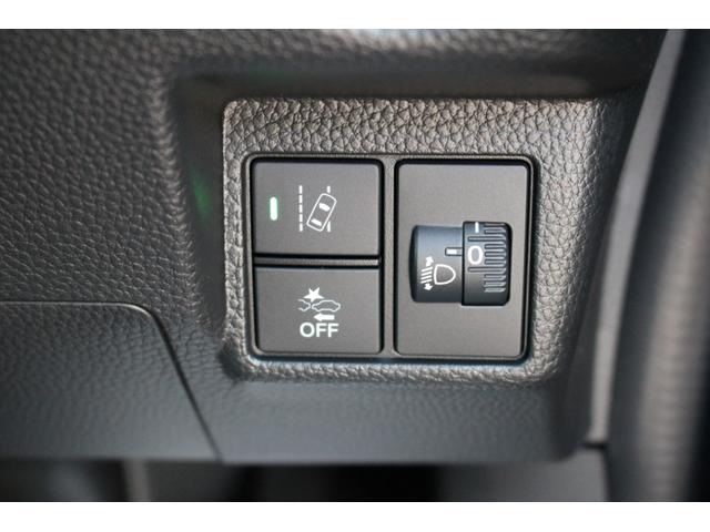 L プレミアムグラマラスブロンズ ホンダセンシング LEDライト 両側パワースライドドア シートバックテーブル 前席左右シートヒーター 届け出済み未使用車(33枚目)