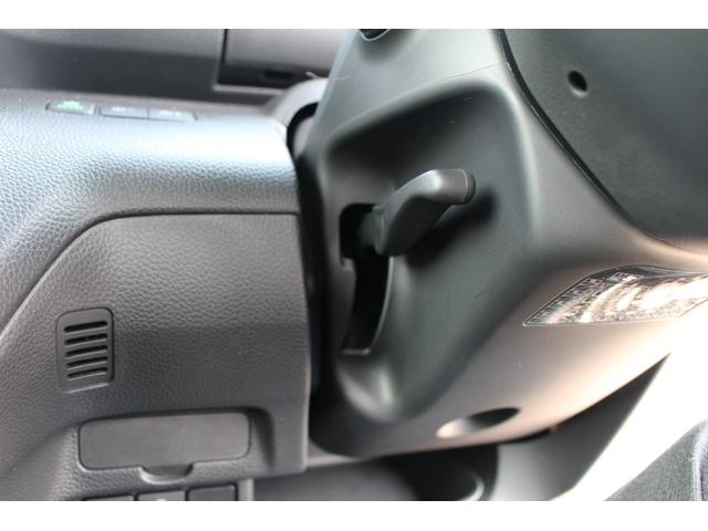 L ホンダセンシング 両側パワースライドドア シートバックテーブル シートヒーター リアロールシェイド キーフリーシステム プレミアムグラマラスブロンズ(33枚目)