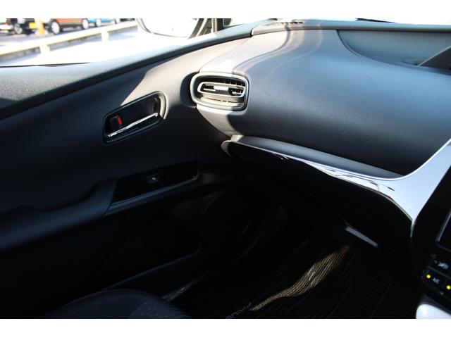 S LEDライト 純正ナビ CD DVD Bluetooth バックカメラ ビルトインETC コーナーセンサー キーフリーシステム 禁煙車 新車ワンオーナー(25枚目)
