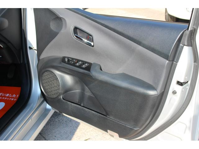 S LEDライト 純正ナビ CD DVD Bluetooth バックカメラ ビルトインETC コーナーセンサー キーフリーシステム 禁煙車 新車ワンオーナー(33枚目)