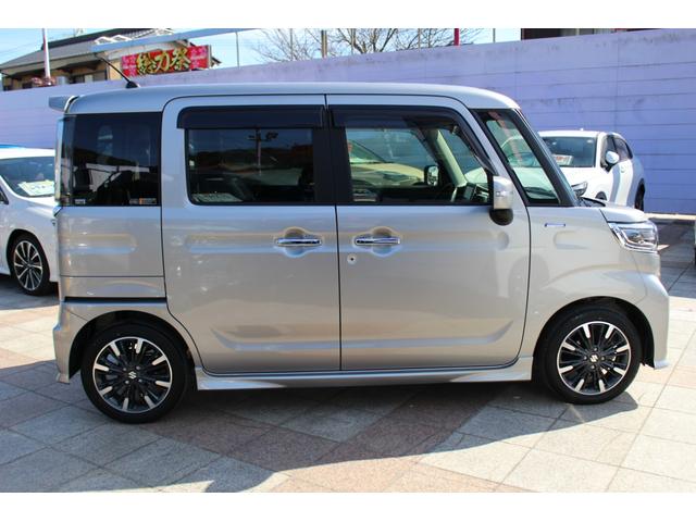 ハイブリッドXS ケンウッド8インチナビ SD CD DVD Bluetooth 両側パワースライドドア キーフリーシステム 天井サーキュレーター クルーズコントロール シートバックテーブル ロールシェイド 15AW(10枚目)