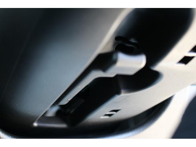 ハイブリッドXS ケンウッド8インチナビ SD CD DVD Bluetooth 両側パワースライドドア キーフリーシステム 天井サーキュレーター クルーズコントロール シートバックテーブル ロールシェイド 15AW(37枚目)