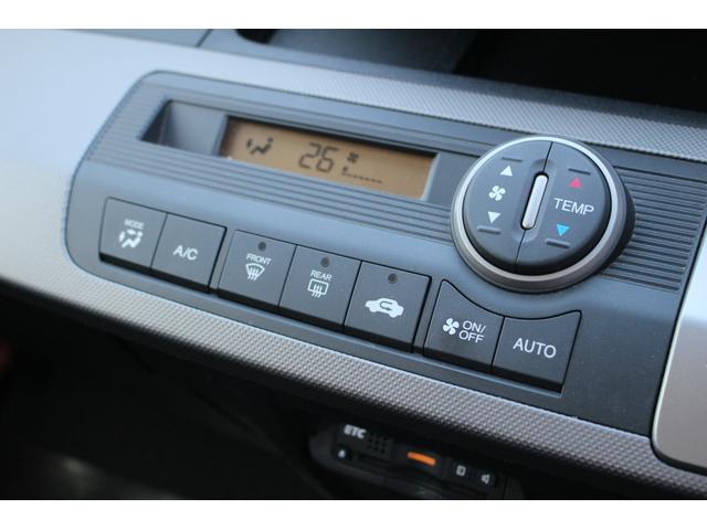 ジャストセレクション 両側パワースライドドア 社外ナビ SD DVD Bluetooth ビルトインETC バックカメラ パーキングソナー 純正15AW(20枚目)