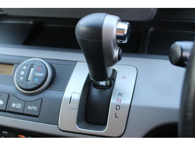ジャストセレクション 両側パワースライドドア 社外ナビ SD DVD Bluetooth ビルトインETC バックカメラ パーキングソナー 純正15AW(21枚目)