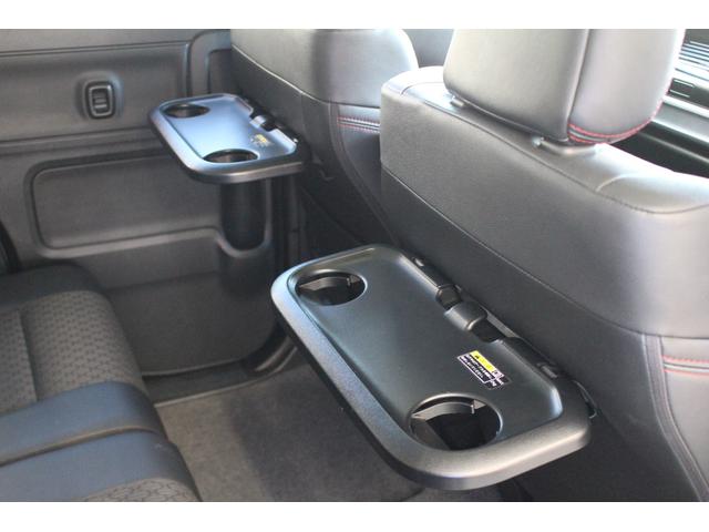 スペーシアカスタム ハイブリッドＸＳターボ　禁煙車　全方位カメラ　ナビ　フルセグ　Ｂｌｕｅｔｏｏｔｈ　ＤＶＤ　ＥＴＣ　黒ハーフレザー調シート　革巻きステアリング　パドルシフト　クルコン　ＬＥＤ　天井サーキュレーター　　ヘッドアップディスプレイ（17枚目）