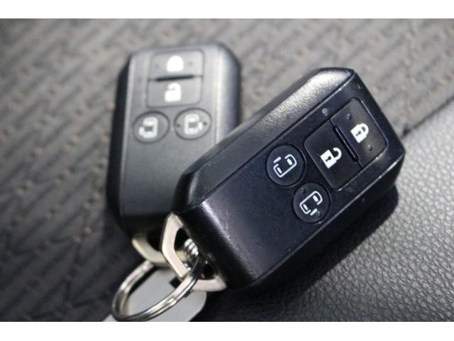 スペーシアカスタム ハイブリッドＸＳターボ　禁煙車　全方位カメラ　ナビ　フルセグ　Ｂｌｕｅｔｏｏｔｈ　ＤＶＤ　ＥＴＣ　黒ハーフレザー調シート　革巻きステアリング　パドルシフト　クルコン　ＬＥＤ　天井サーキュレーター　　ヘッドアップディスプレイ（53枚目）