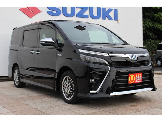 ヴォクシー ハイブリッドＺＳ　煌ＩＩ　禁煙車　純正９インチナビ　フルセグＴＶ　Ｂｌｕｅｔｏｏｔｈ　バックカメラ　前席左右シートヒーター　シートバックテーブル　クルーズコントロール　ＥＴＣ　ドラレコ　ＬＥＤヘッドライト　７人乗り（12枚目）
