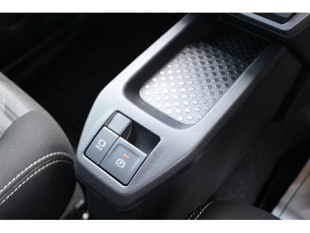 タフト G ダーククロムベンチャー 禁煙車 9インチディスプレイオーディオ バックカメラ フルセグTV Bluetooth 音声認識機能付き HOLD機能付電動パーキングブレーキ 前席左右シートヒーター 革巻きステアリング LEDライト(28枚目)