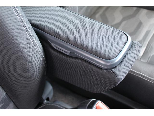 タフト G ダーククロムベンチャー 禁煙車 9インチディスプレイオーディオ バックカメラ フルセグTV Bluetooth 音声認識機能付き HOLD機能付電動パーキングブレーキ 前席左右シートヒーター 革巻きステアリング LEDライト(29枚目)