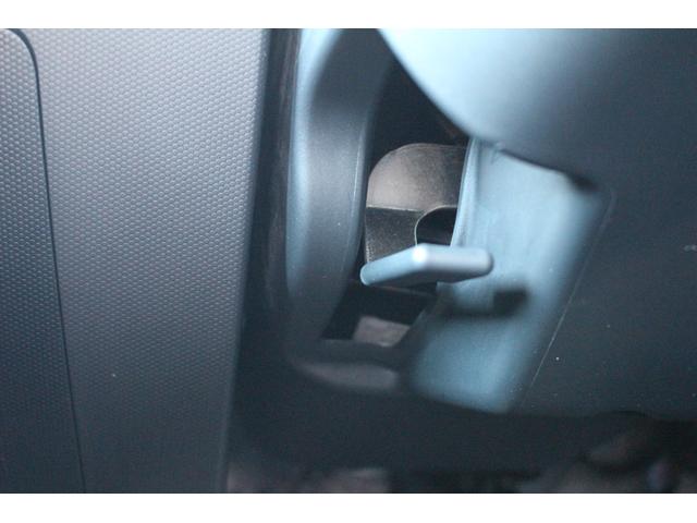 タフト G ダーククロムベンチャー 禁煙車 9インチディスプレイオーディオ バックカメラ フルセグTV Bluetooth 音声認識機能付き HOLD機能付電動パーキングブレーキ 前席左右シートヒーター 革巻きステアリング LEDライト(41枚目)