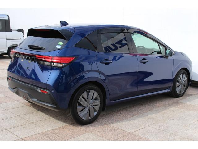 ノート Ｘ　禁煙車　Ｅパワー　プロパイロット　純正９インチナビ　アラウンドビューモニター　ＬＥＤヘッドライト　ステアリングヒーター　シートヒーター　おくだけ充電　ドラレコ　ＥＴＣ２．０　インテリジェントミラー（10枚目）