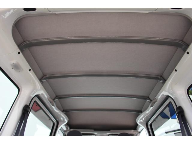 サンバーバン トランスポーター 禁煙車 新車1オーナー車 エアコン パワステ パワーウインドウ キーレス リアフィルム(19枚目)