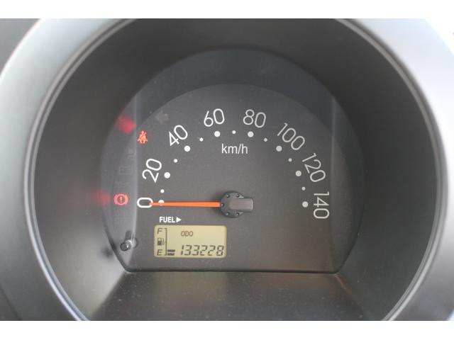 サンバーバン トランスポーター 禁煙車 新車1オーナー車 エアコン パワステ パワーウインドウ キーレス リアフィルム(29枚目)