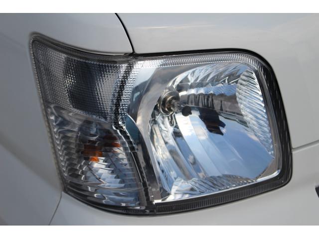 サンバーバン トランスポーター 禁煙車 新車1オーナー車 エアコン パワステ パワーウインドウ キーレス リアフィルム(35枚目)